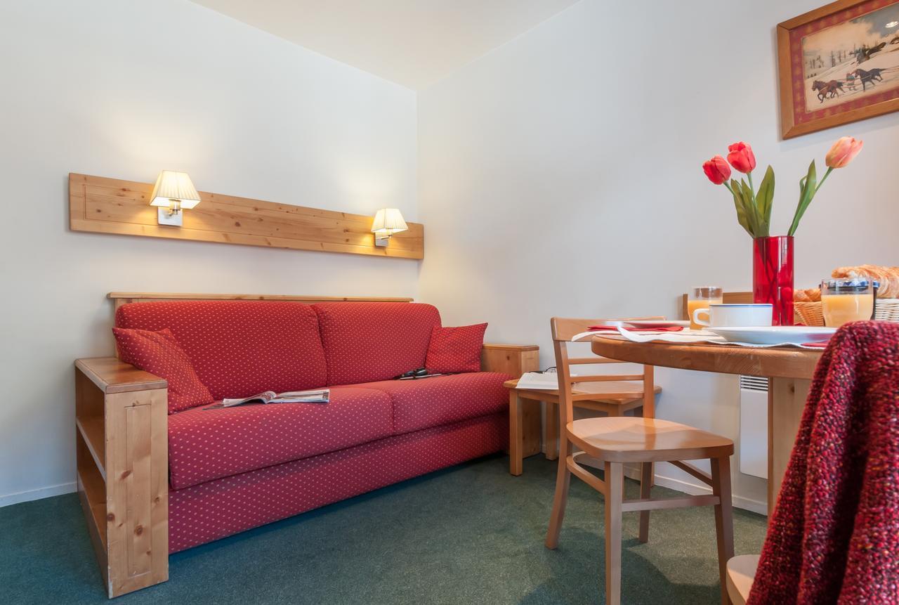 Residence Pierre & Vacances Le Peillon Мерибел Екстериор снимка