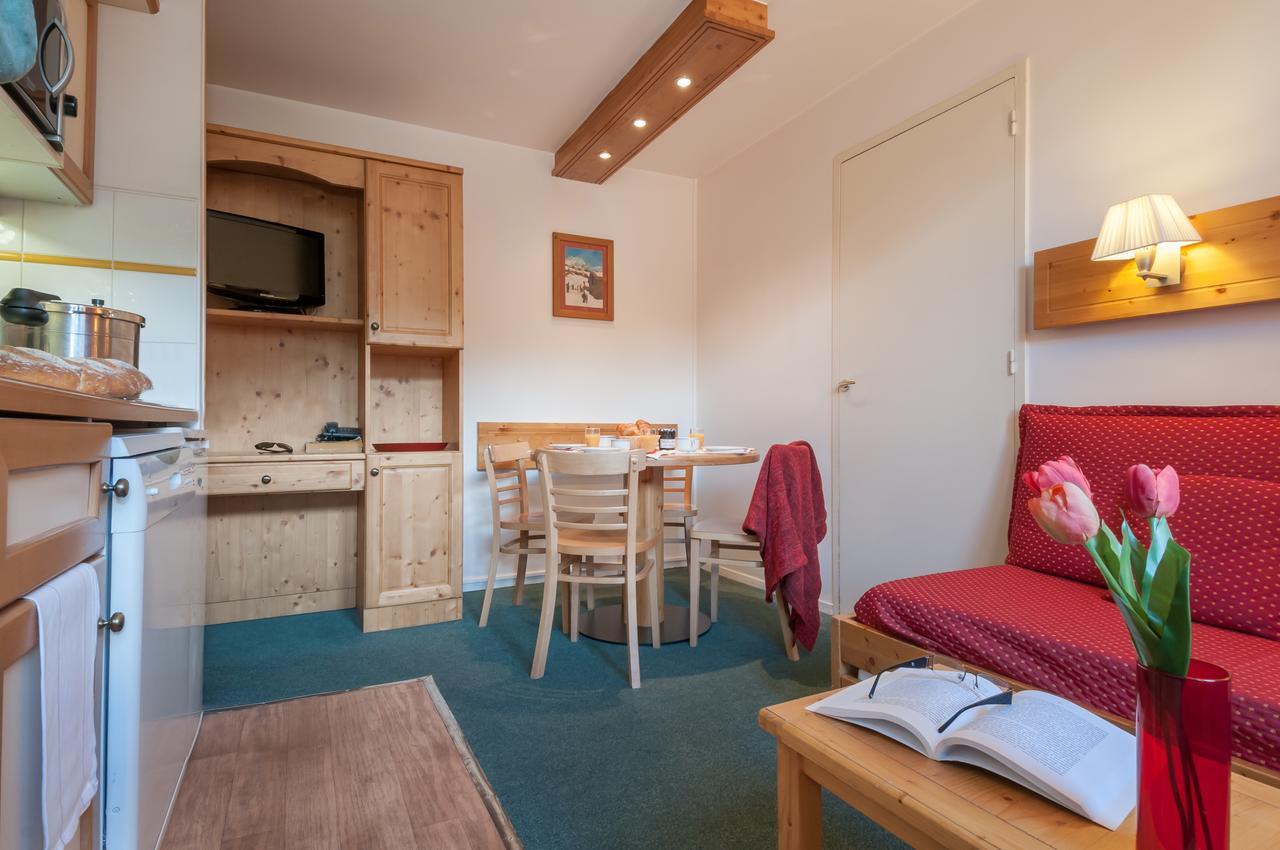Residence Pierre & Vacances Le Peillon Мерибел Екстериор снимка